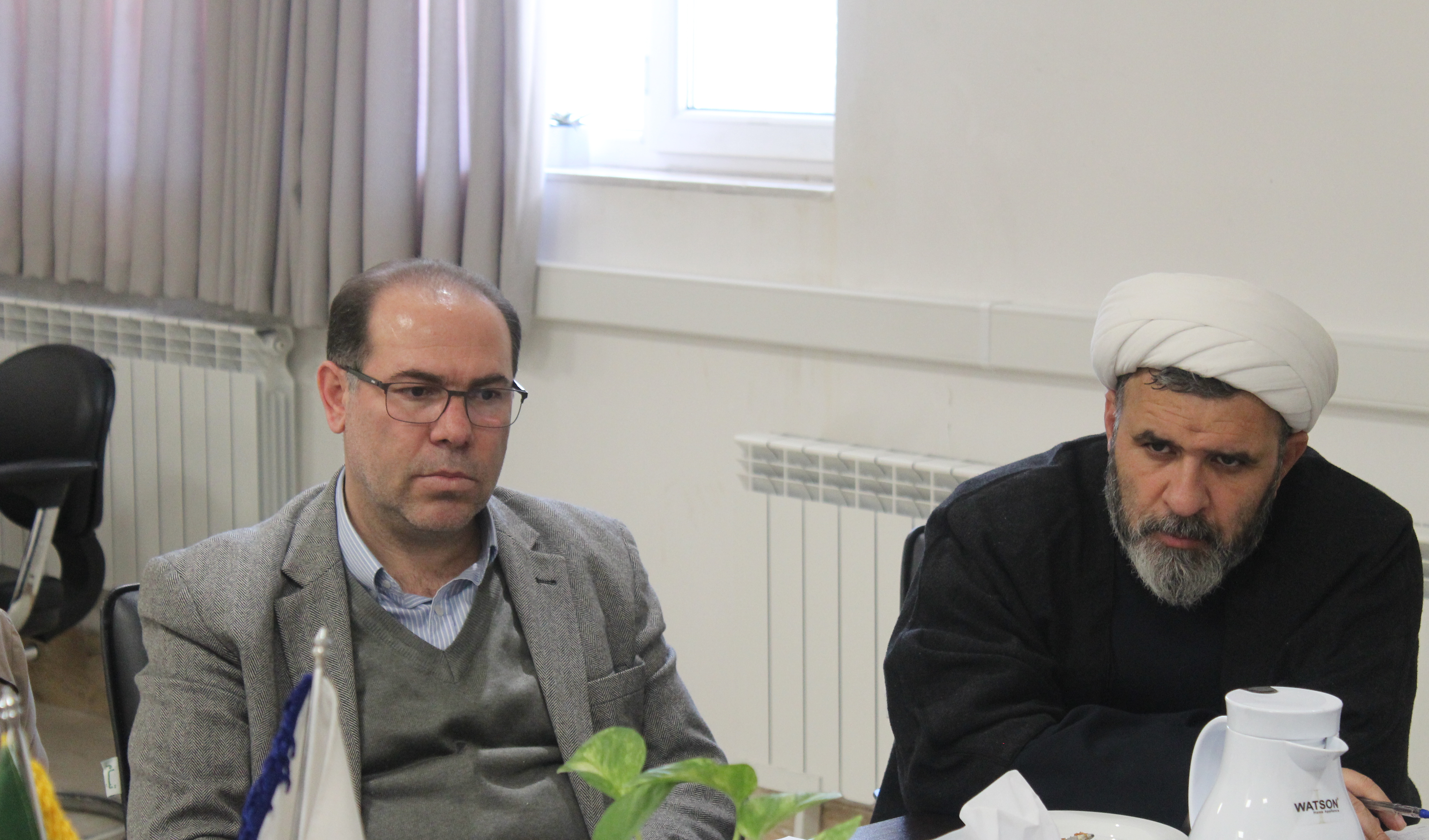 گزارش تصویری جلسه مشترک اعضای هیات علمی دانشکده معماری، شهرسازی و هنر با مسئول محترم نهاد نمایندگی مقام معظم رهبری در دانشگاه ارومیه، حجت اسلام حاج آقا کیومرزی با حضور ریاست محترم دانشکده  